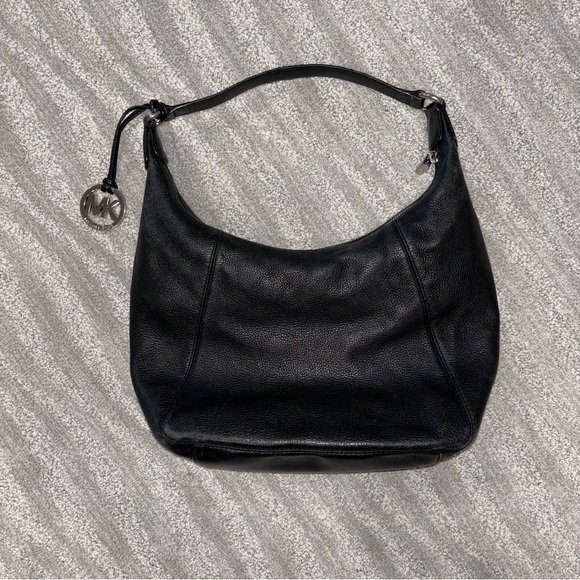 Michael Kors Women’s Black Leather Boho Y2K Shoulder Bag - Picture 2 of 7